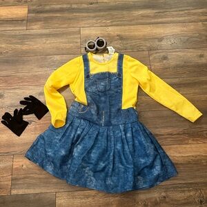 Girls minion costume
